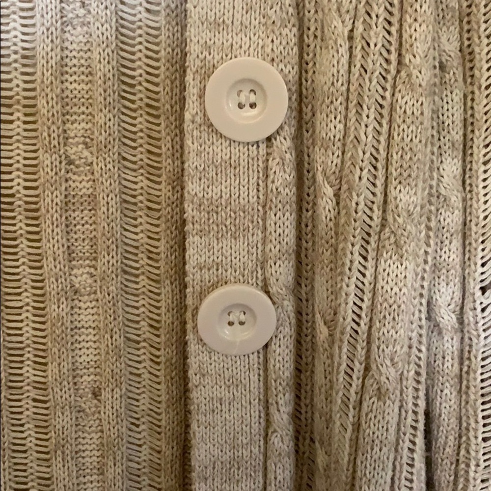 Cable-knit Cardigan - Picture 3 of 4
